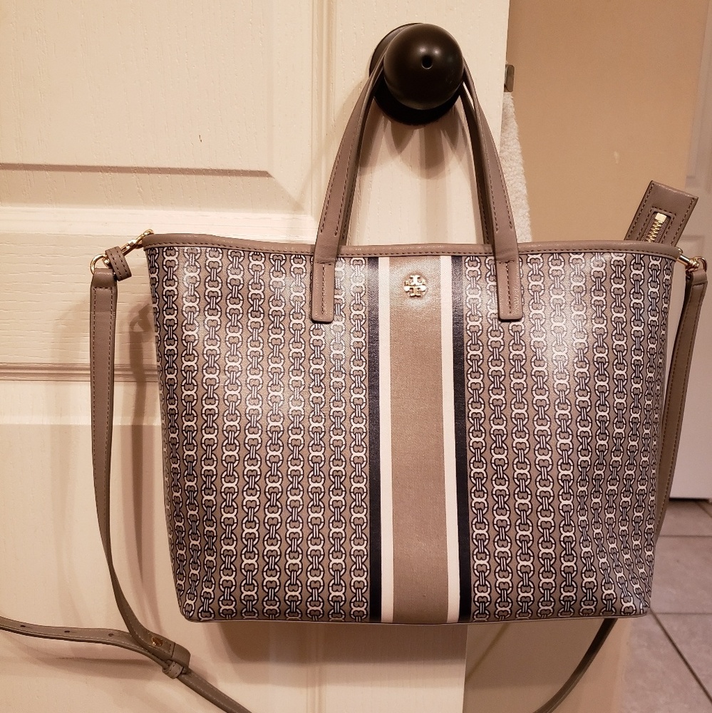 Tory Burch small Gemini link purse vguc